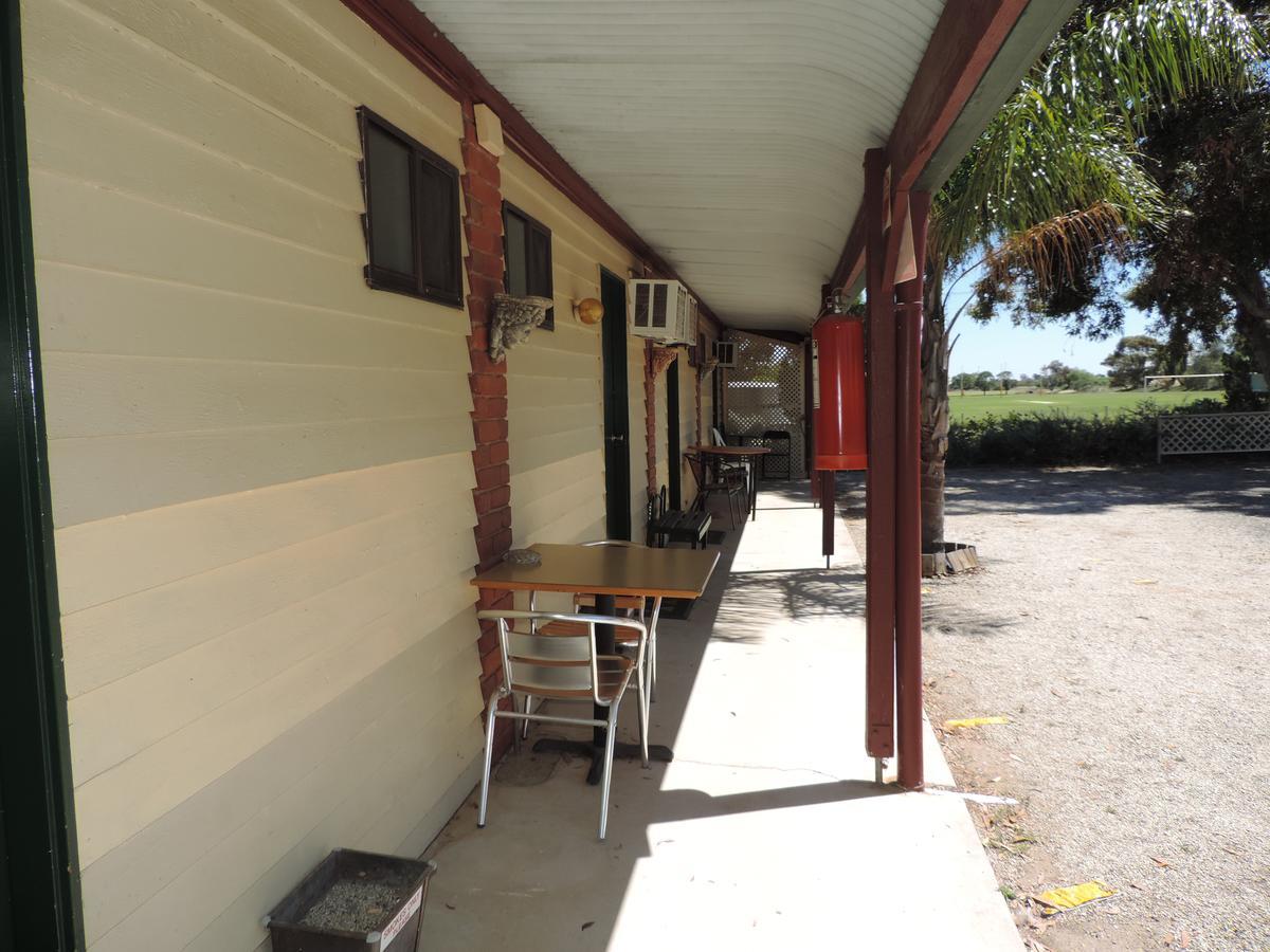 Tooleybuc Country Roads Motor Inn Exterior foto